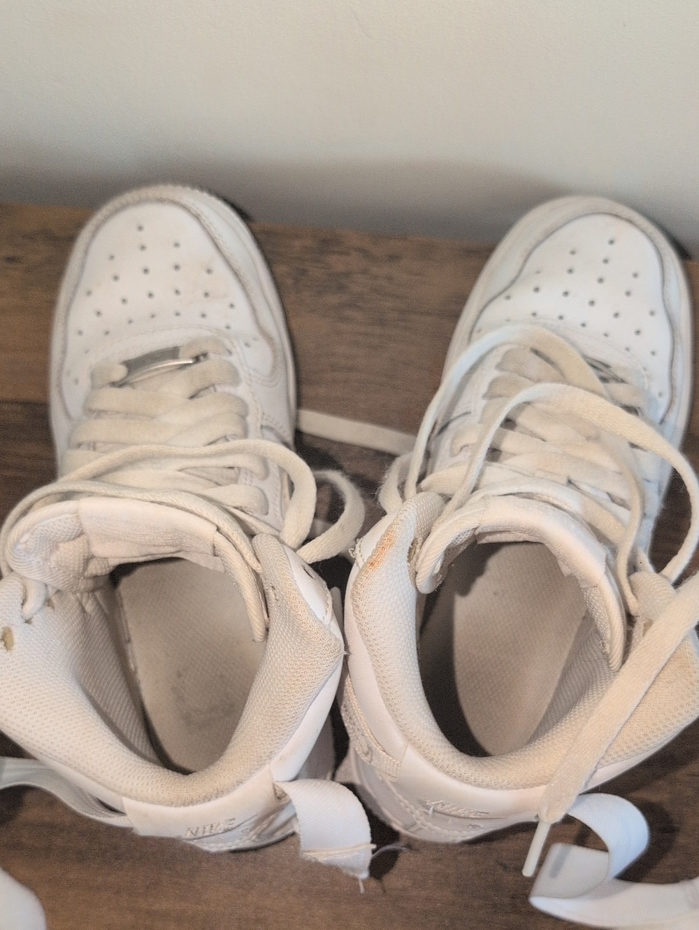 Nike Kids' White High-Top Sneakers - Picture 14 of 14